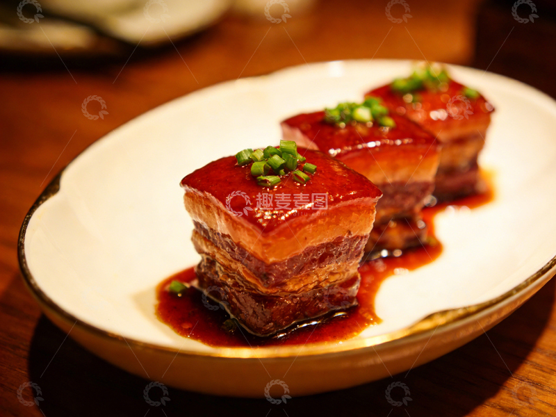 高清大图下载【趣麦麦图】中式美食红烧肉盘餐