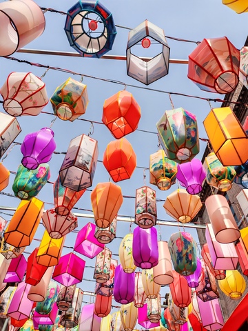 五彩灯笼节庆装饰