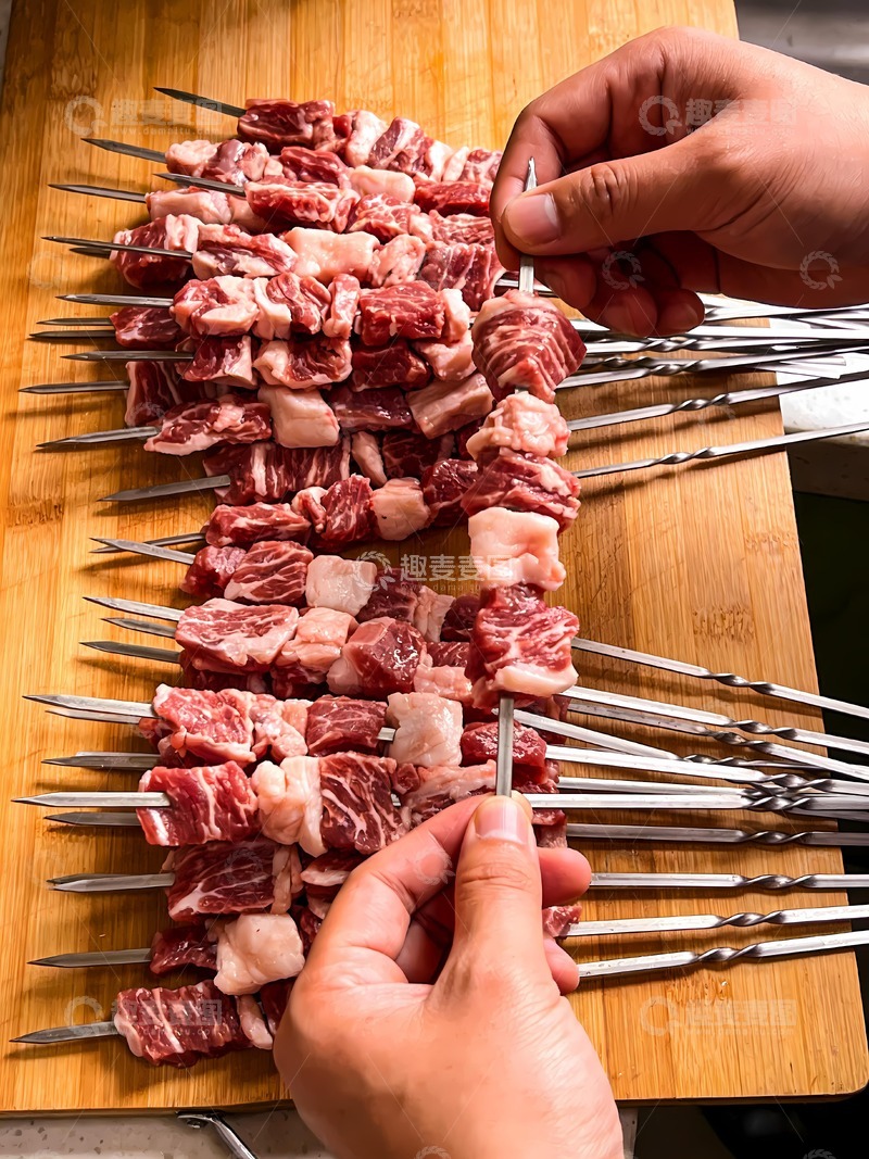 高清大图下载【趣麦麦图】烧烤牛肉串羊肉串