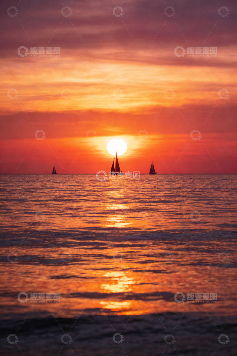 高清大图下载【趣麦麦图】夕阳帆船剪影风光