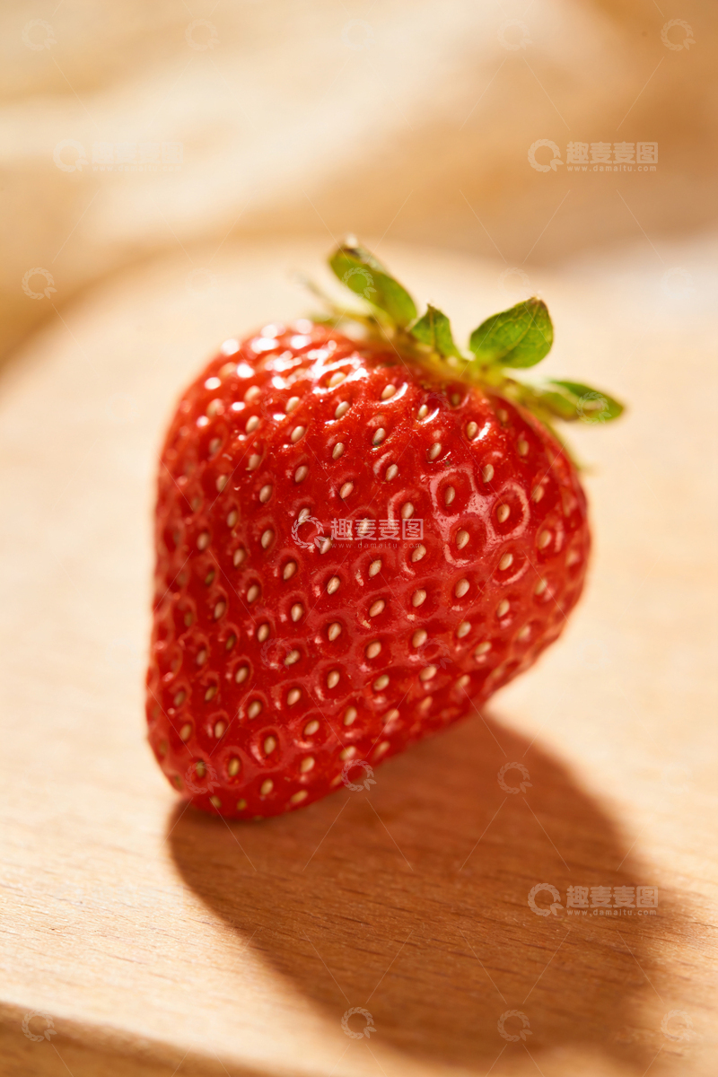 高清大图下载【趣麦麦图】草莓特写摄影图片