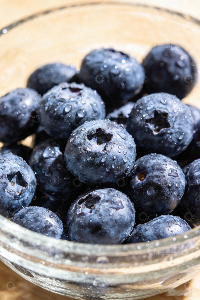 高清大图下载【趣麦麦图】新鲜蓝莓特写摄影图片5