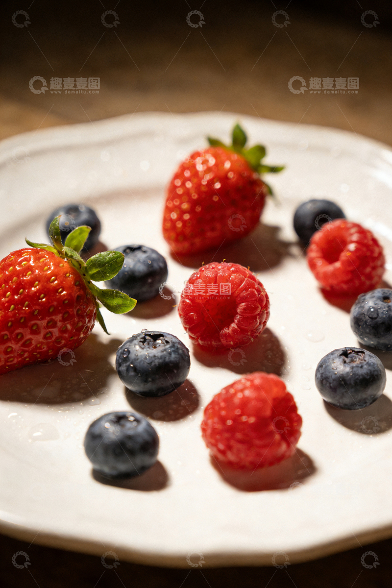 高清大图下载【趣麦麦图】新鲜水果盘摄影