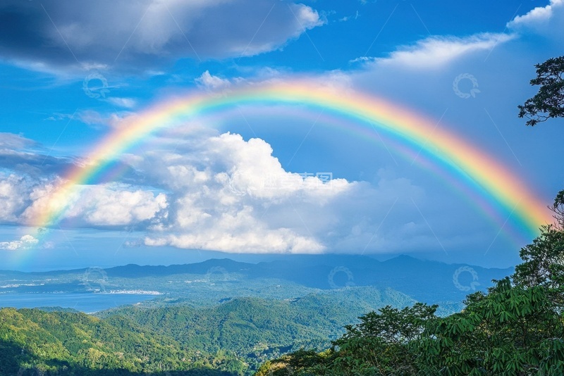 高清大图下载【趣麦麦图】天空中的一道彩虹