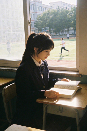 校园读书时光青春写真