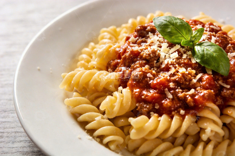 高清大图下载【趣麦麦图】简约风意大利面美食摄影图片