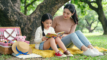 亲子阅读野餐户外露营时光