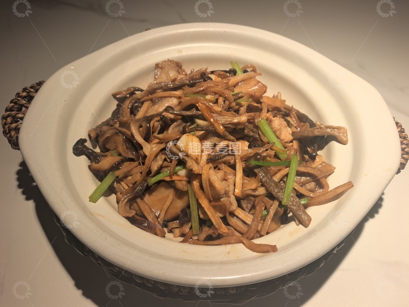 高清大图下载【趣麦麦图】炒蘑菇家常菜