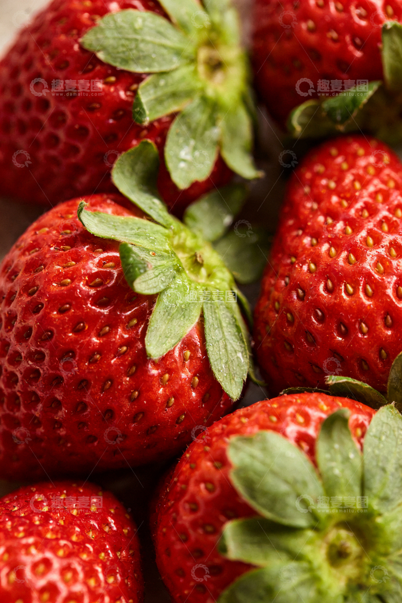高清大图下载【趣麦麦图】新鲜草莓特写摄影6