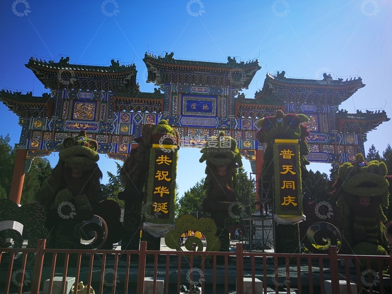 高清大图下载【趣麦麦图】传统中式牌楼庆典装饰