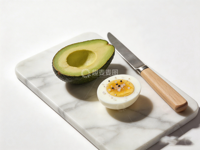 高清大图下载【趣麦麦图】简约风美食摄影牛油果鸡蛋拼盘