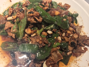 家常炒菜青椒炒肉