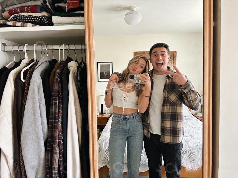 高清大图下载【趣麦麦图】年轻情侣自拍生活照