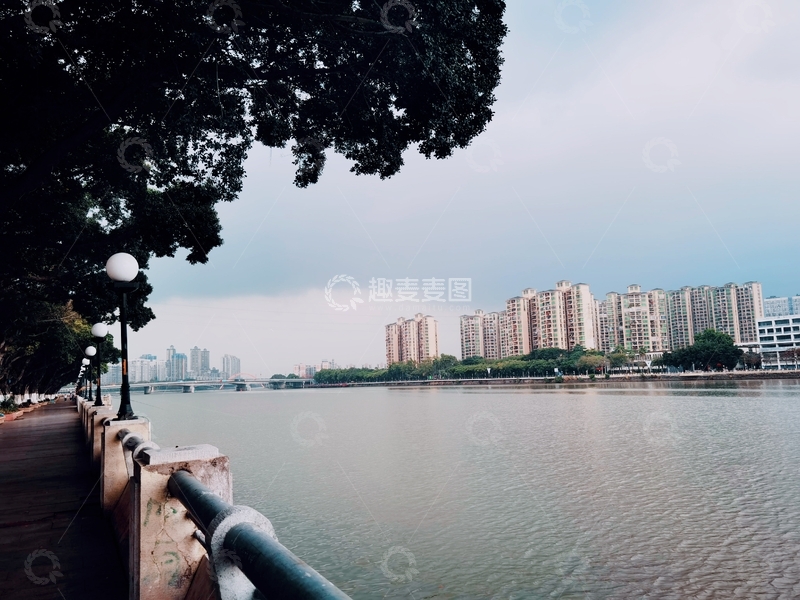 高清大图下载【趣麦麦图】-河畔城市风光摄影作品