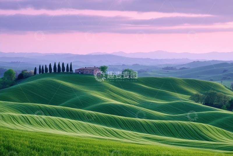 高清大图下载【趣麦麦图】起伏的山丘草地