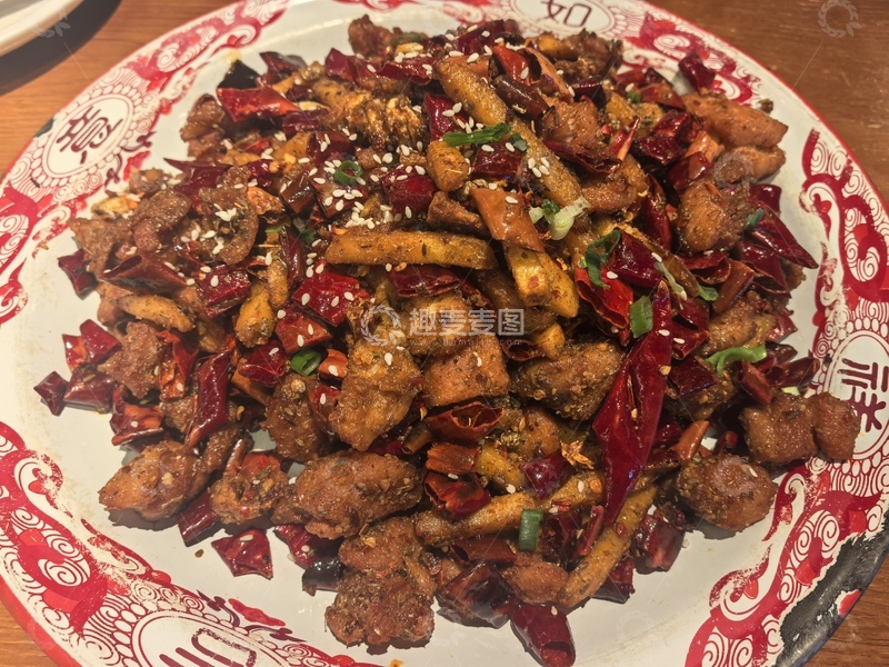 高清大图下载【趣麦麦图】麻辣鸡肉炒菜美食摄影