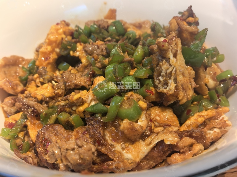 高清大图下载【趣麦麦图】家常菜炒鸡肉毛豆