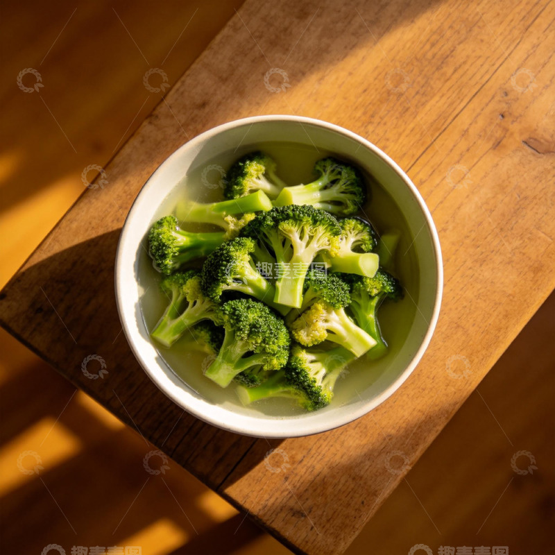 高清大图下载【趣麦麦图】简约风格西兰花美食摄影图片