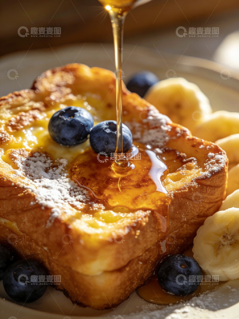 高清大图下载【趣麦麦图】蜂蜜香蕉法式吐司的慵懒早餐时刻
