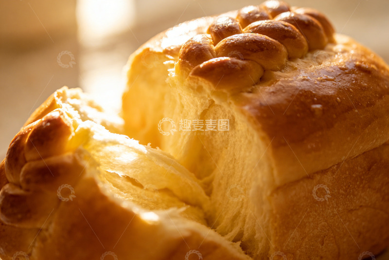 高清大图下载【趣麦麦图】手撕吐司面包的拉丝柔软早餐点心