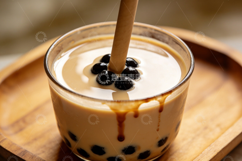 高清大图下载【趣麦麦图】手作珍珠奶茶的浓郁 Q 弹夏日饮品