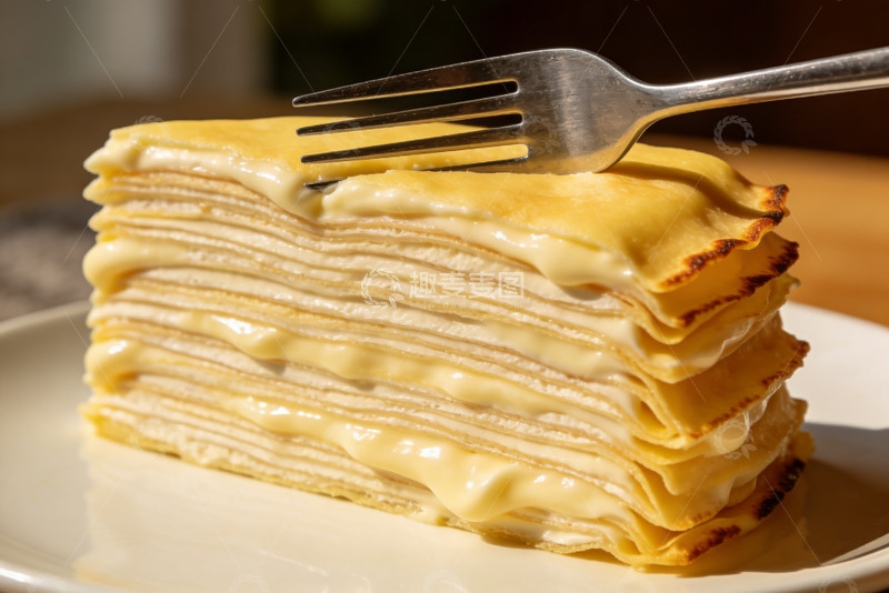 高清大图下载【趣麦麦图】奶油夹心千层蛋糕的浓郁风味甜点