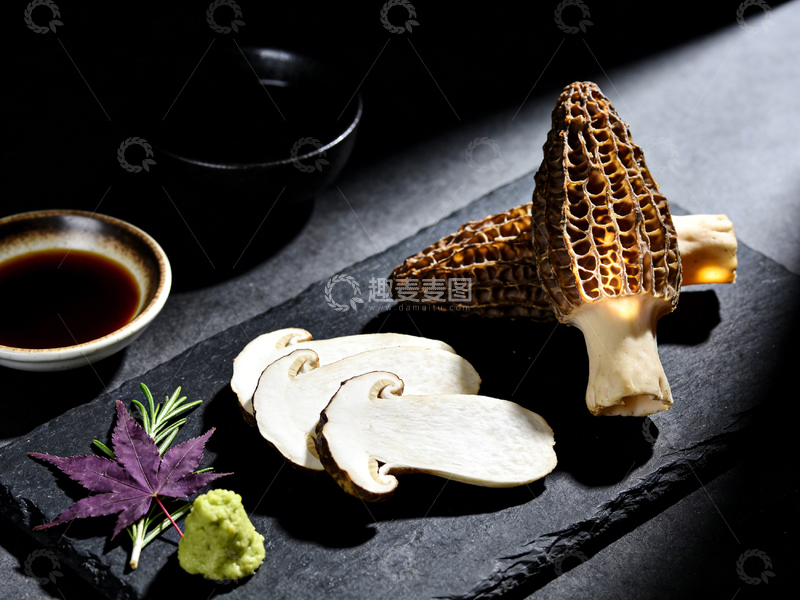 高清大图下载【趣麦麦图】日式料理羊肚菌摆盘