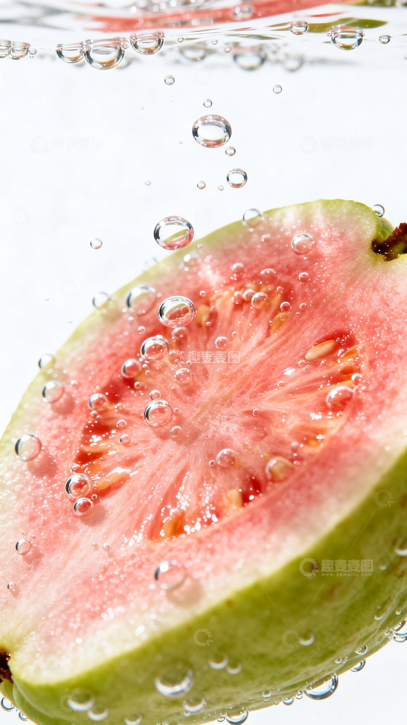 高清大图下载【趣麦麦图】水中的芭乐1