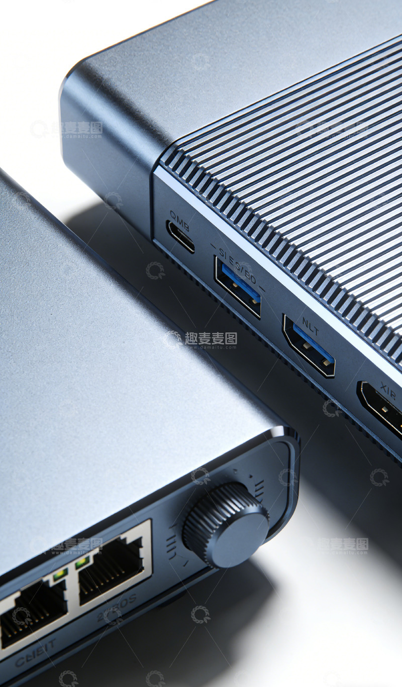 高清大图下载【趣麦麦图】现代网络设备接口特写