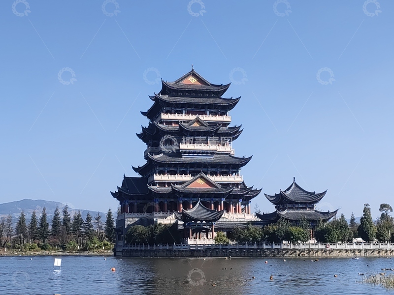 高清大图下载【趣麦麦图】永子棋院塔高塔宝塔建筑物湖面森林