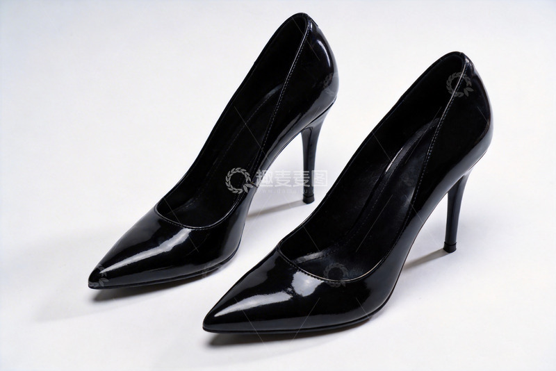 高清大图下载【趣麦麦图】黑色高跟鞋正装鞋