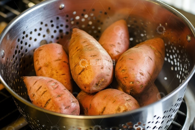 高清大图下载【趣麦麦图】蒸煮的一篮子红薯