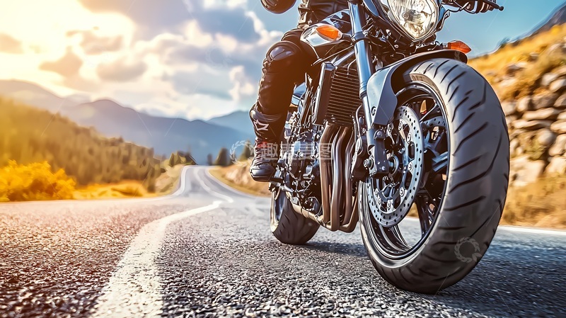 高清大图下载【趣麦麦图】摩托车山路风景摄影