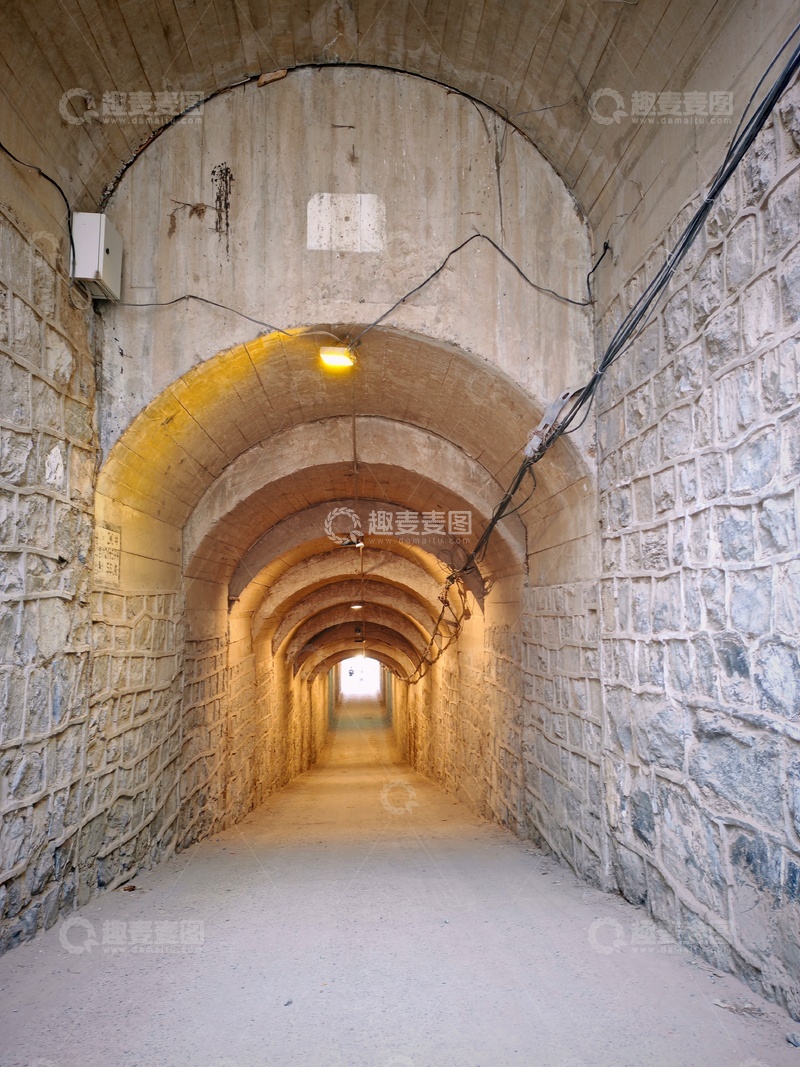 高清大图下载【趣麦麦图】古堡地下通道摄影