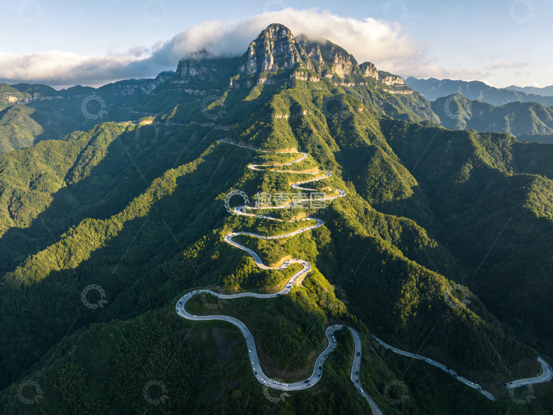 高清大图下载【趣麦麦图】蜿蜒山路风光摄影1