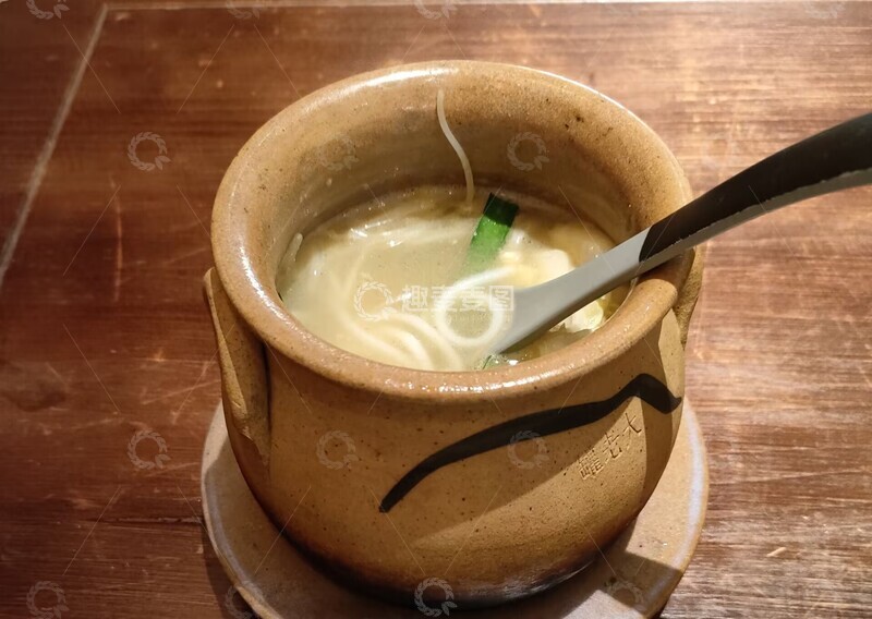 高清大图下载【趣麦麦图】陶瓷汤罐美食摄影