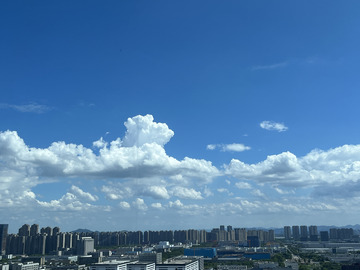 城市的天空云层