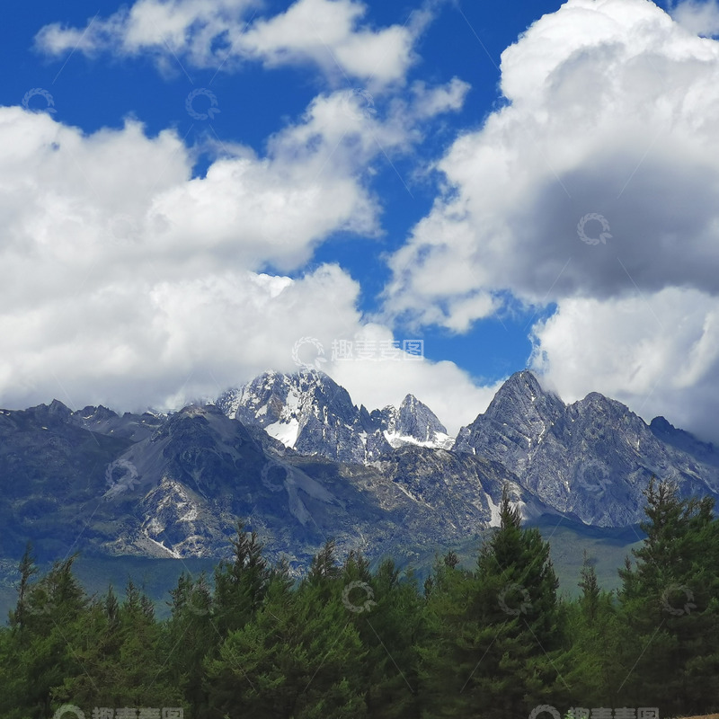 高清大图下载【趣麦麦图】-夏季的玉龙雪山