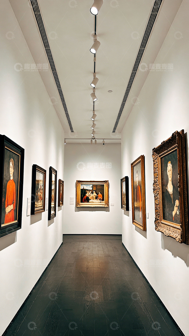 高清大图下载【趣麦麦图】美术馆长廊油画展