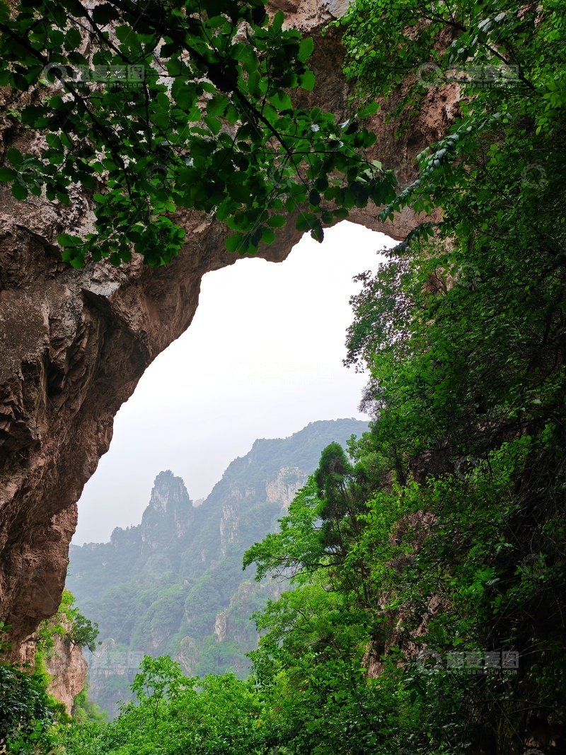 高清大图下载【趣麦麦图】山峦绿意洞穴景观
