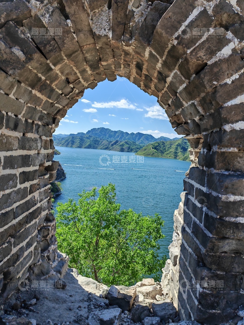 高清大图下载【趣麦麦图】长城拱门山水景