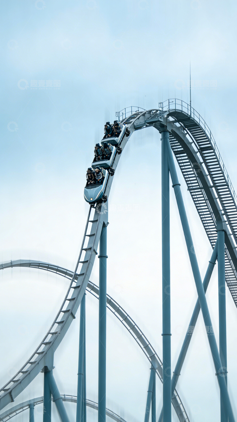 高清大图下载【趣麦麦图】过山车高空刺激瞬间