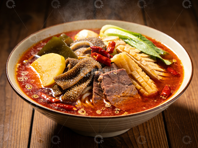 高清大图下载【趣麦麦图】麻辣牛肉面美食摄影图片
