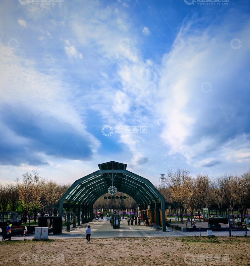 高清大图下载【趣麦麦图】公园绿廊风光摄影