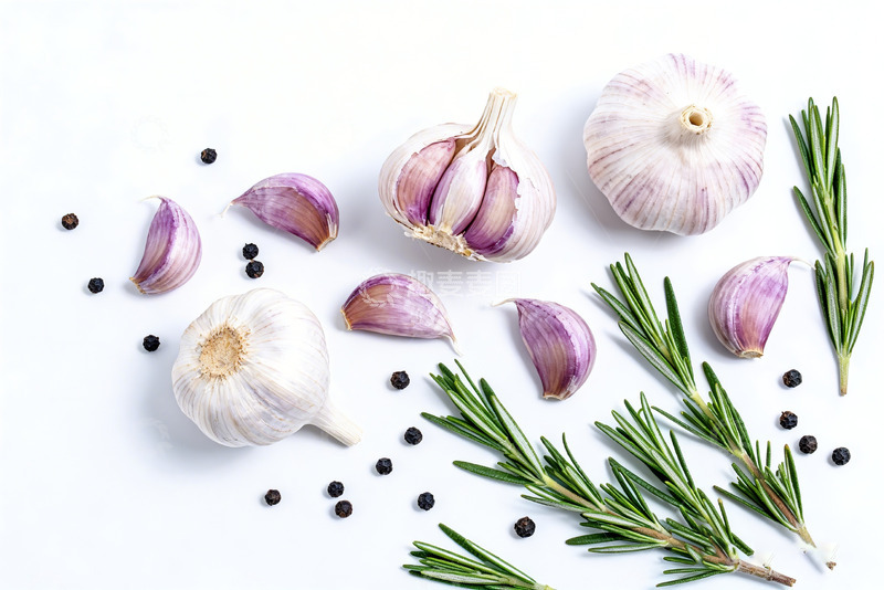 高清大图下载【趣麦麦图】新鲜大蒜迷迭香，厨房调味食材特写