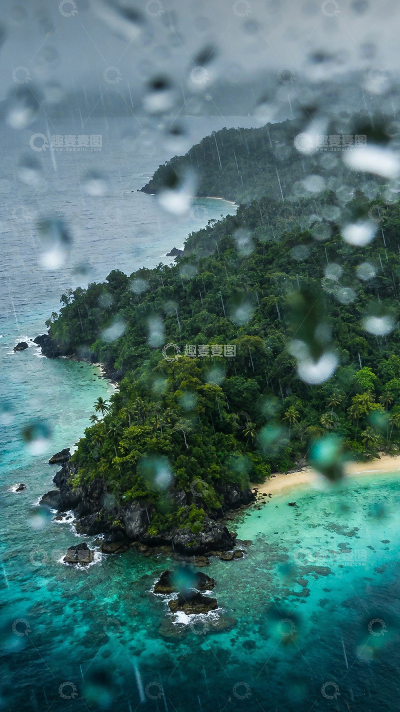 高清大图下载【趣麦麦图】雨中热带岛屿风光