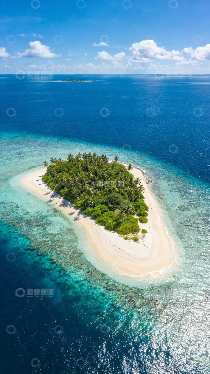 高清大图下载【趣麦麦图】热带小岛风光航拍图片