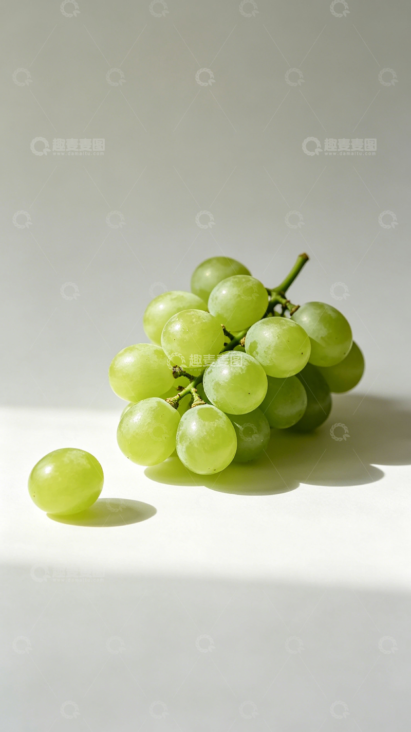 高清大图下载【趣麦麦图】清新绿色葡萄特写摄影