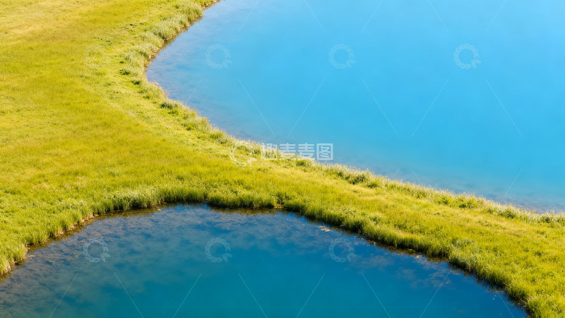 高清大图下载【趣麦麦图】自然风光河流草地航拍