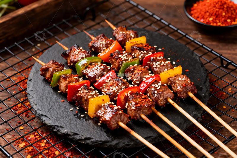 高清大图下载【趣麦麦图】牛肉烤串，羊肉串，烧烤烟火美食5